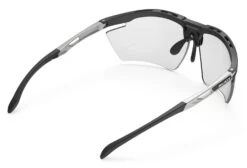 Rudy Project Magnus Sportbrille - Black Matte - ImpactX 2 Laser Purple -Sportausrüstung SP757306 0000 Rudy Project Magnus Sportbrille grosse breite gesichter black matte photo chrom to black 5